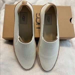 Ugg Women’s Sammy Sneaker size 9.5 new